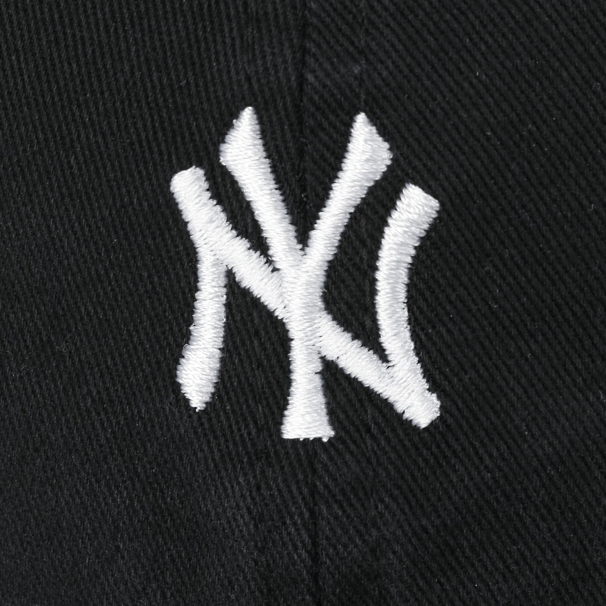 Base Runner Yankees Cap